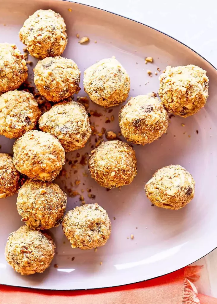 Peanut Butter Chocolate Chip Energy Balls